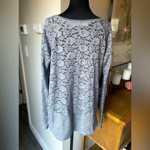 Abercrombie & Fitch vintage long sleeve lace top in grey- size medium